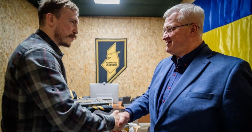 Сибіга зустрівся з командирами 