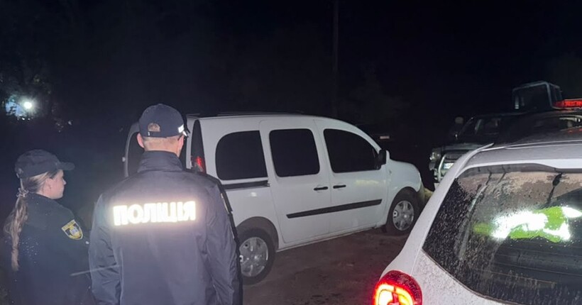 На Миколаївщині чоловік під час святкування дня народження застрелив 42-річного сина