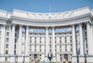 МЗС закликало світ посилити санкції та допомогу Україні після атаки рф по Києву касетними ракетами