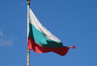 Президентські вибори в Болгарії: у першому турі лідирує проросійська кандидатка
