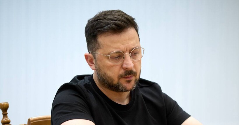 Україна готова обговорювати територіальне питання – Зеленський