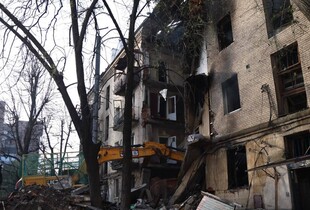 Війська росії вдарили авіабомбами по Ізюму: постраждало 13 осіб