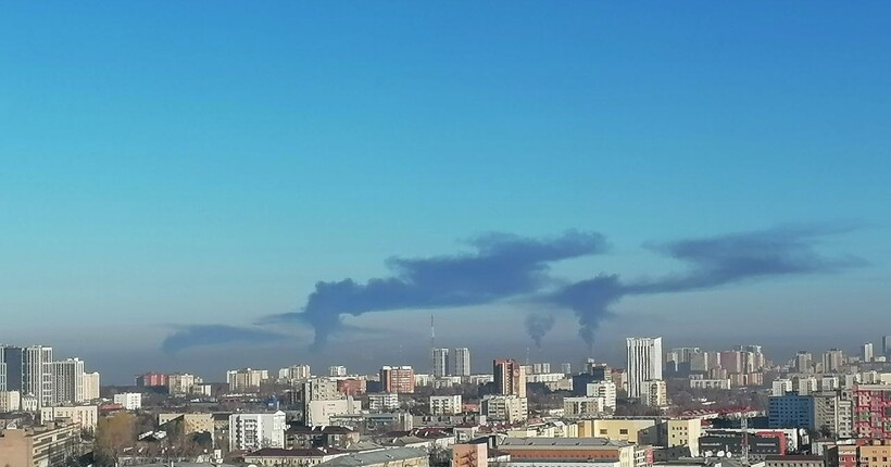 В Уфі після атаки безпілотників виникла пожежа на НПЗ 
