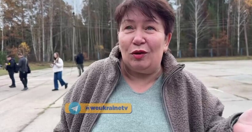 Без світла, газу та їжі: дружина розповіла, як чоловік виживав в окупованих Олешках (відео)