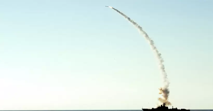 росія збільшила кількість ракетоносіїв у Чорному морі, - 