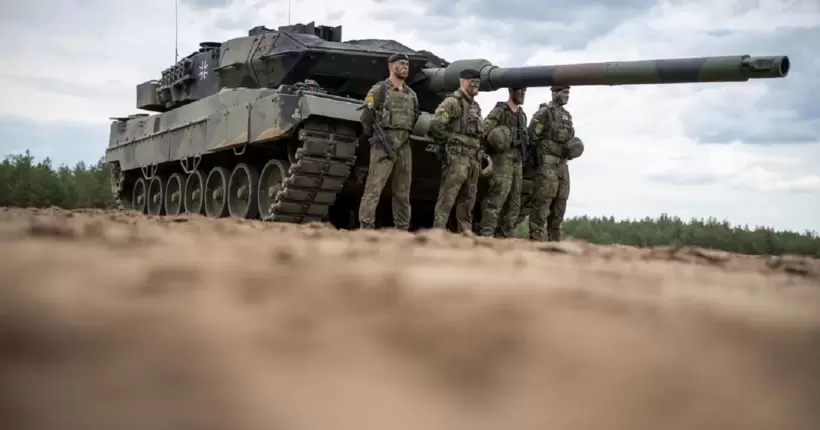 Німеччина надішле Україні 14 танків Leopard 2