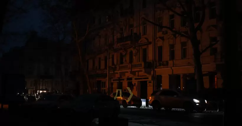 Велика кількість домівок в Одесі залишаються без світла