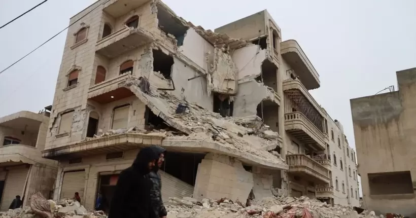 Кількість жертв від землетрусів у Туреччині та Сирії сягнула майже 16 000 осіб