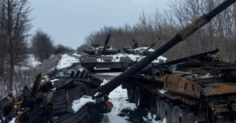 росія втратила близько 1000 танків з початку повномасштабної війни в Україні