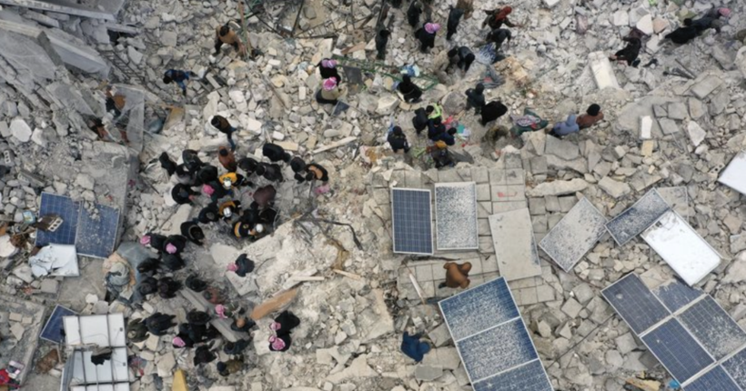 Землетрус у Туреччині: деякі міста зруйновані майже вщент, без домівок залишилися сотні тисяч людей