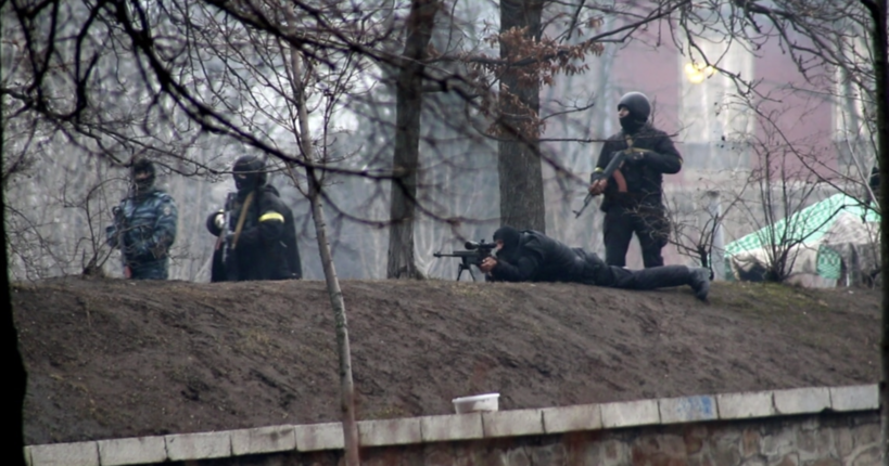 Янукович активно спілкувався з Медведчуком під час розстрілів на Майдані, - Донський