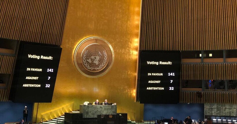 Генасамблея ООН до річниці війни ухвалила резолюцію щодо миру в Україні: реакція Зеленського та Єрмака