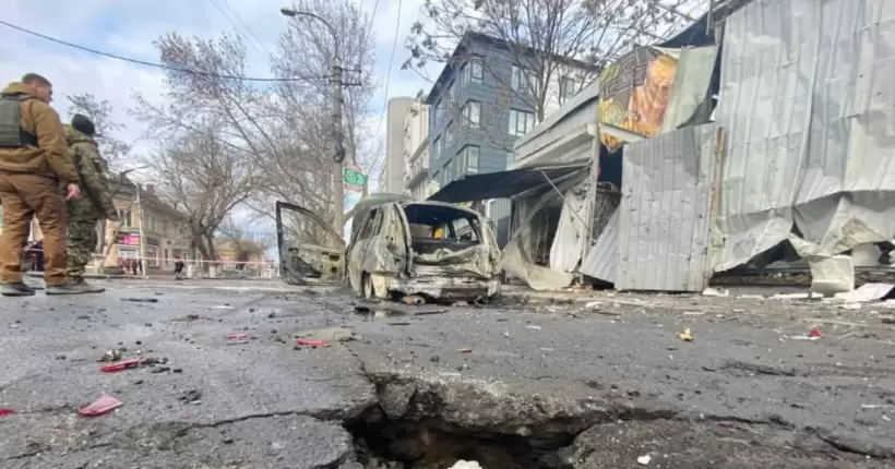 Лікарні Херсона продовжують працювати попри постійні обстріли