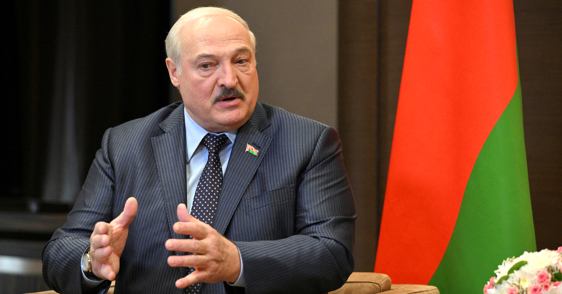 Лукашенко полетів у Китай з офіційним візитом