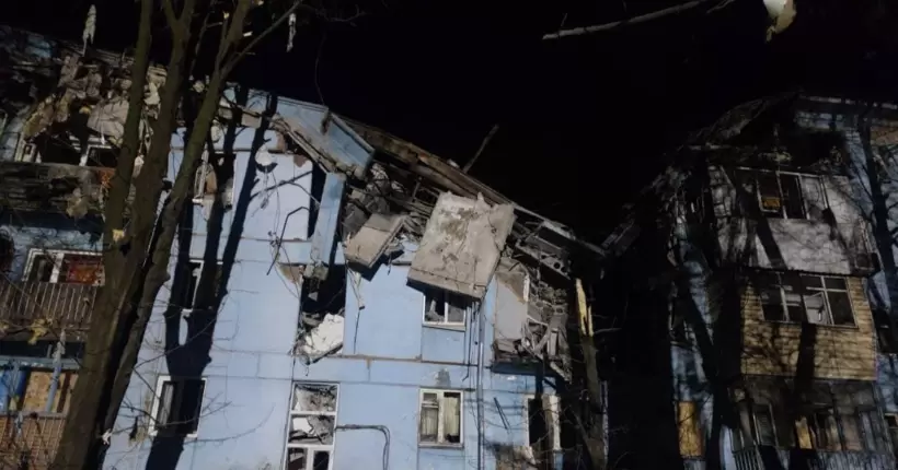Ракетний удар по будинку у Запоріжжі: четверо загиблих, п'ятьох досі не знайшли
