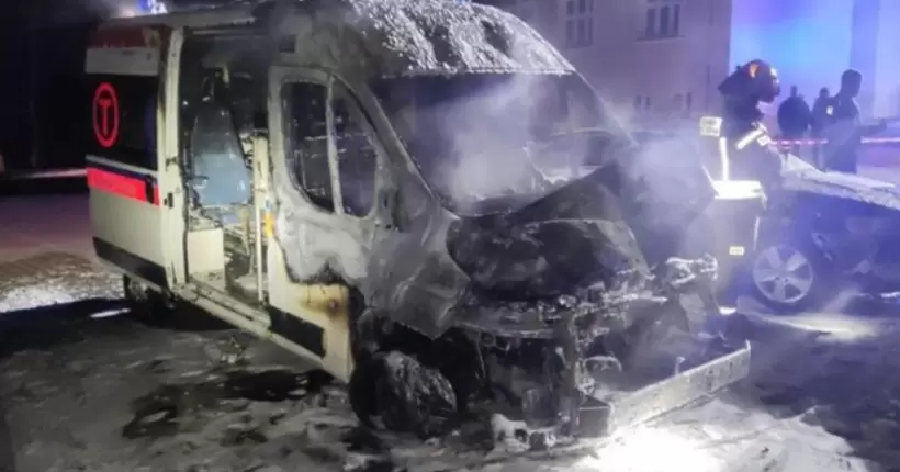 У Польщі підпалили карети швидкої допомоги, призначені для України, — TVN24