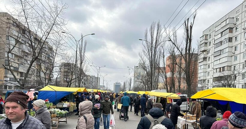 У Києві на ринках можна буде розрахуватися карткою, - КМДА 