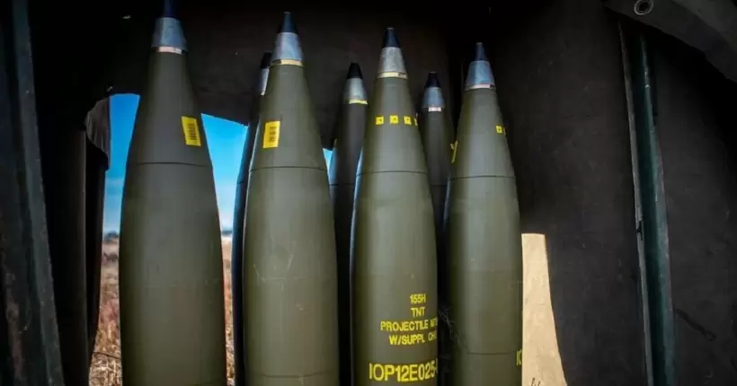 Україні щомісяця потрібно близько 100 000 боєприпасів до сучасної артилерії, – Резніков