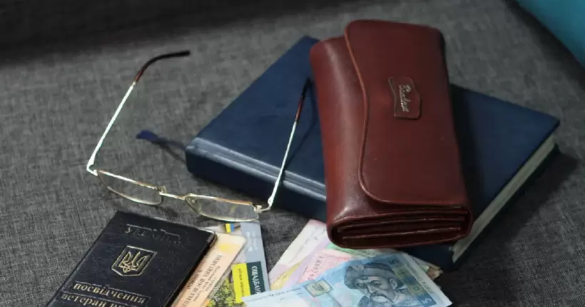 Українська пенсія за кордоном: як її оформити та отримати біженцям