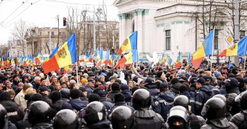 Замінування, сутички та затримання: проросійські активісти знову вийшли на акцію протесту у Молдові