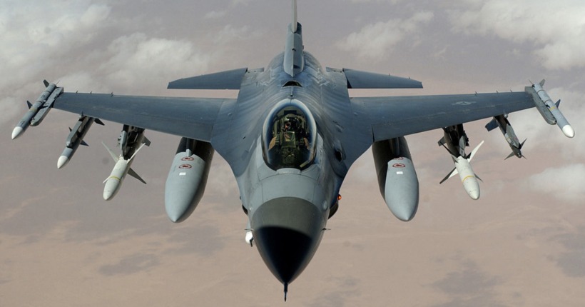 Експерт: F-16 можуть долетіти до Москви, а оскільки США і союзники не хочуть ескалації, то затягують з поставками