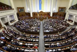 Парламент збільшив видатки на оборону на пів трильйона гривень