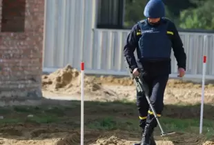 На Херсонщині 60-річний чоловік підірвався на ворожій вибухівці