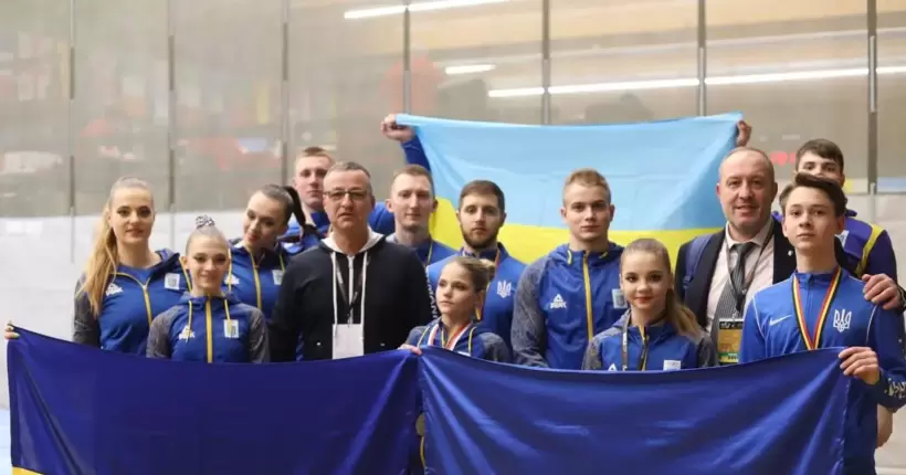 Українські акробати вибороли бронзу на Кубку світу (фото)