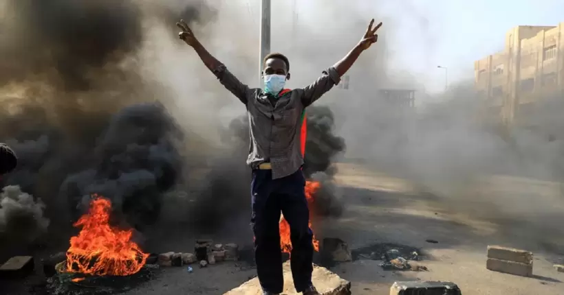 Військовий переворот у Судані: кількість загиблих наближається до 100
