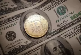 Біткоїн зафіксував найдовшу смугу щомісячного зростання вартості з 2021 року
