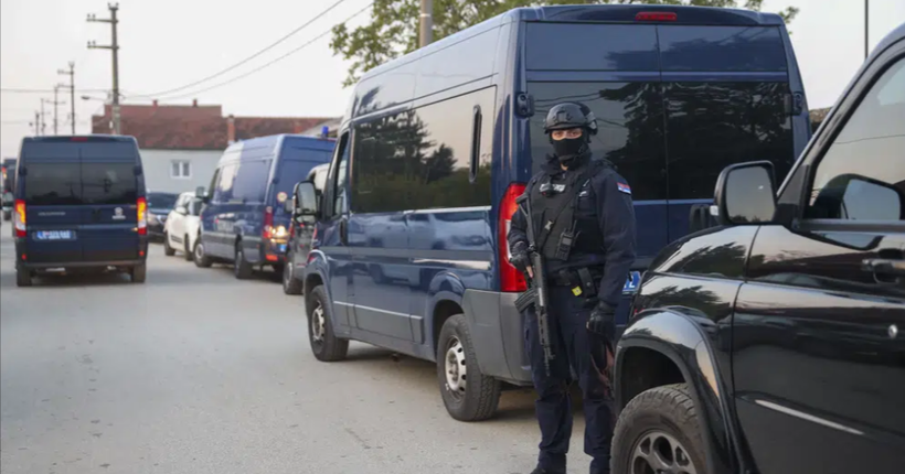 Нова масова стрілянина у Сербії: вісім людей загинуло, поліція розшукує стрілка