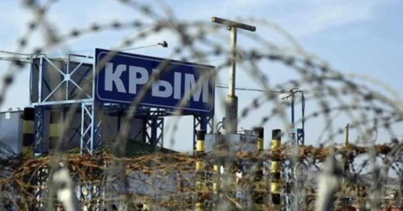 У Криму окупанти запасаються водою та їжею: бояться контрнаступу