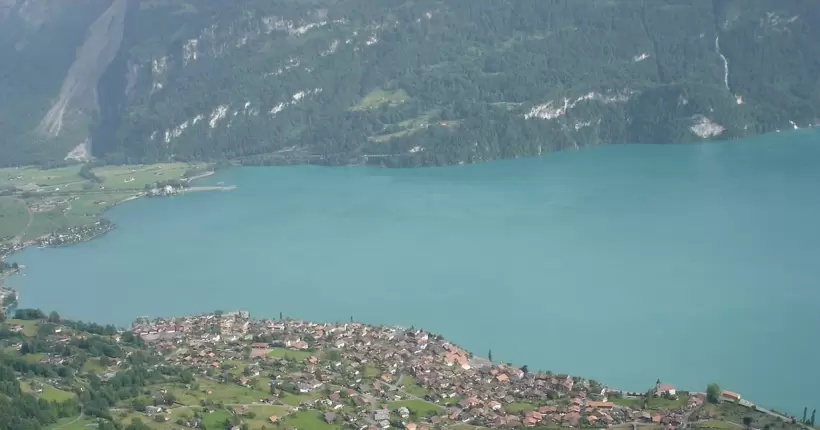 У Швейцарії через каменепад евакуюють мешканців одного з гірських сіл 