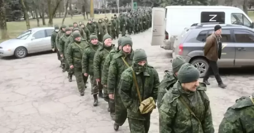 Росіяни на окупованій Херсонщині вимагають гроші від примусової мобілізації в армію рф