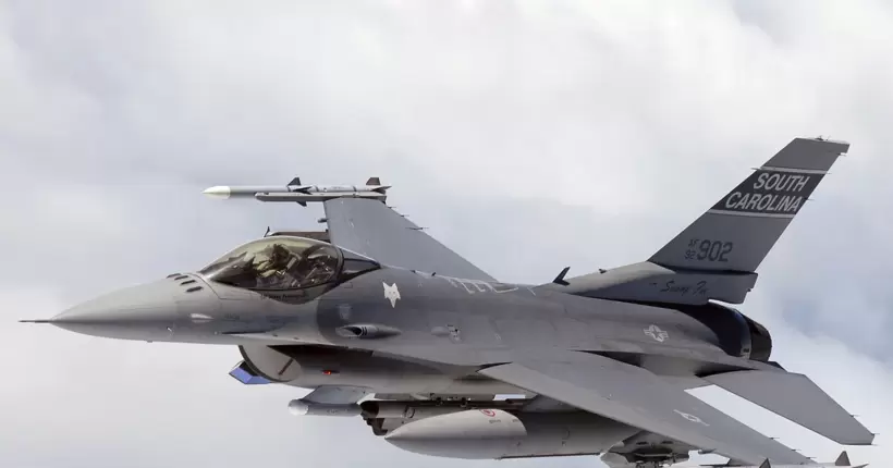 ЗМІ: У Конгресі США просять Байдена розблокувати постачання F-16 Україні