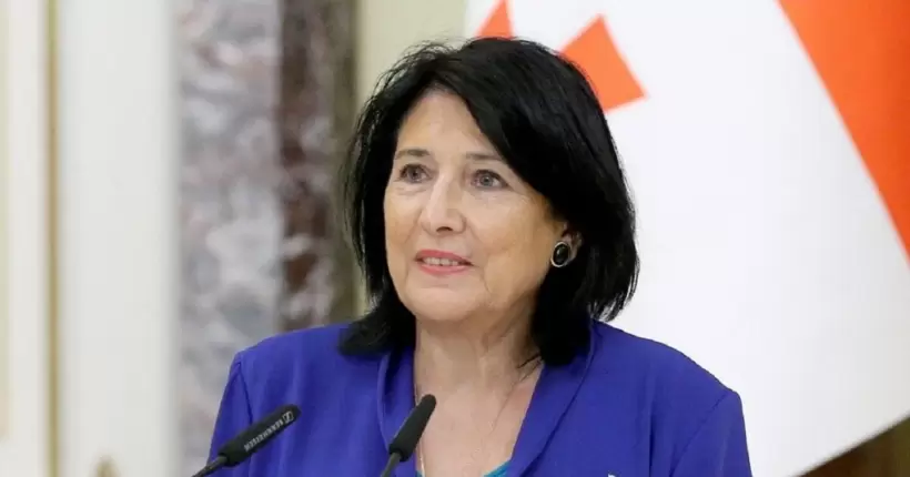 Президент Грузії оголосила бойкот авіакомпанії за польоти в рф, але отримала неприємну відповідь