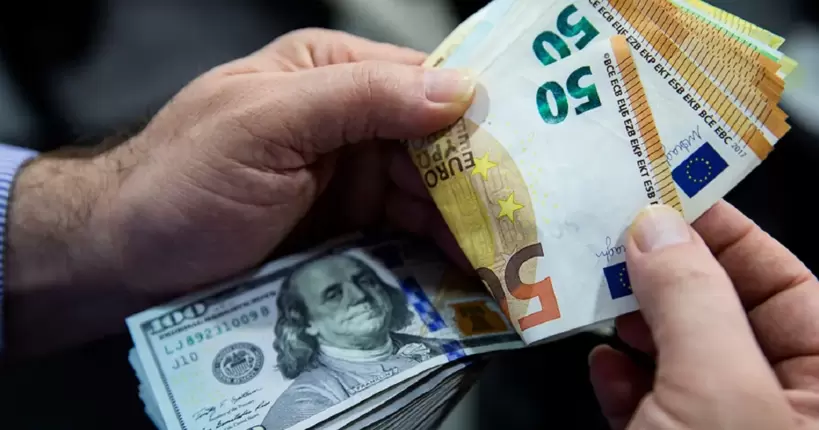 В НБУ розповіли, в якій валюті українцям ризиковано тримати заощадження