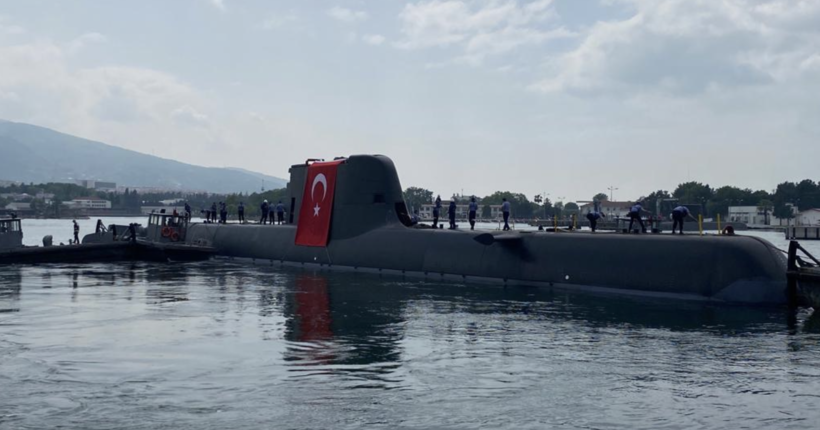 Може тижнями не спливати на поверхню: Туреччина спустила на воду підводний човен нового типу