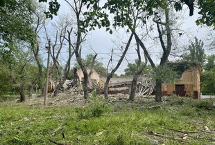 В Донецькій області російські загарбники скинули авіабомбу: поранено одну людину (ФОТО) 