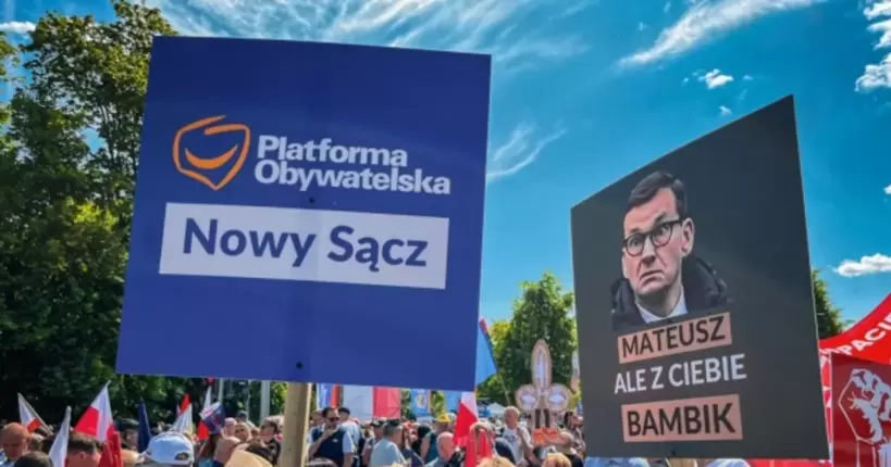 У Варшаві проходить масштабна демонстарція польської опозиції