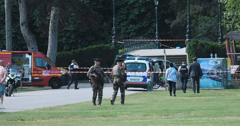 У Франції невідомий з ножем напав на дітей у парку: четверо з них отримали поранення