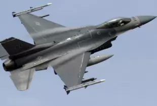 Українські пілоти можуть розпочати навчання на F-16 цього літа