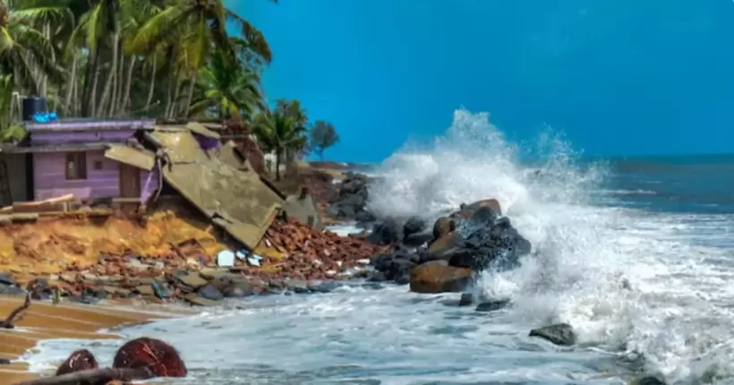 На Індію та Пакистан суне потужний циклон: з небезпечних зон евакуйовано понад 150 000 людей
