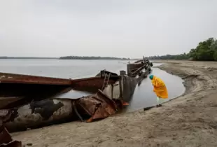 Підрив Каховської ГЕС: вода у Дніпрі забруднена у 28 000 разів вище норми