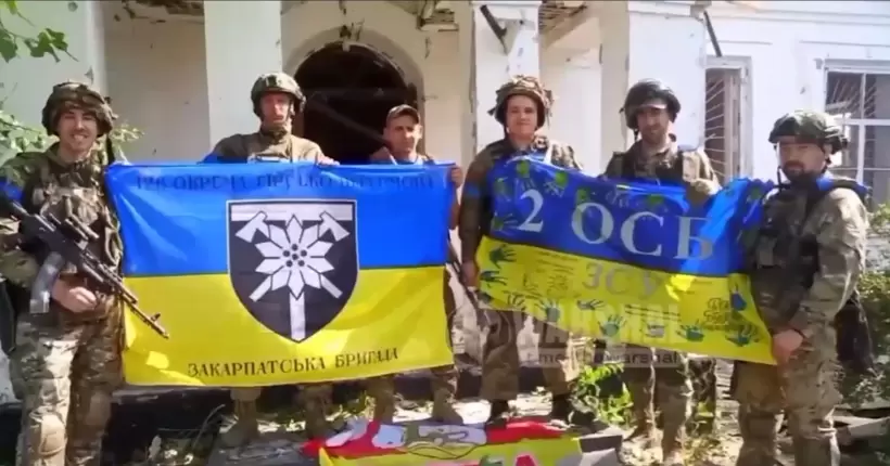 Українські військові показали відео із деокупованих П’ятихаток