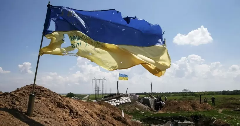 На Курдюмівській дамбі на Донеччині підняли український прапор