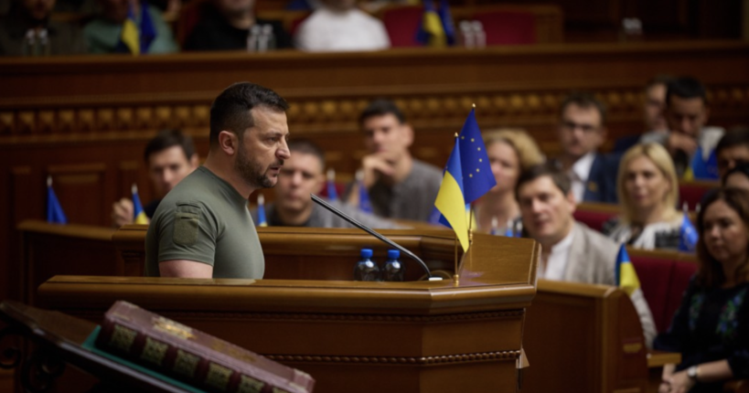 Зеленський в Раді заявив про намір виробляти зброю західних зразків в Україні: Ми це зможемо
