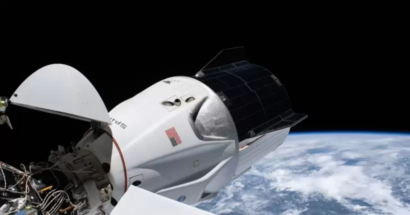 Вантажний корабель SpaceX Dragon повернувся на Землю з МКС