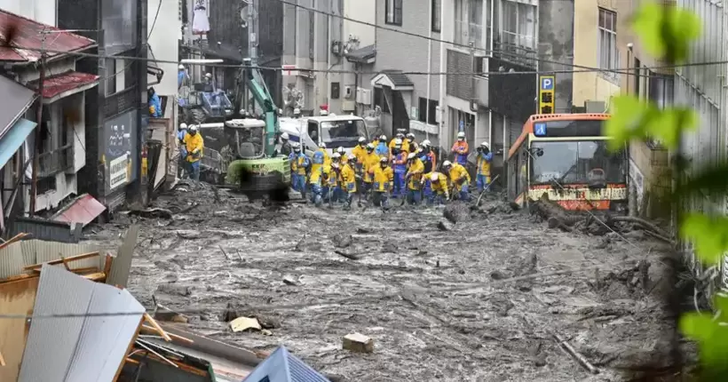 В Японії через зливи загинуло шість людей