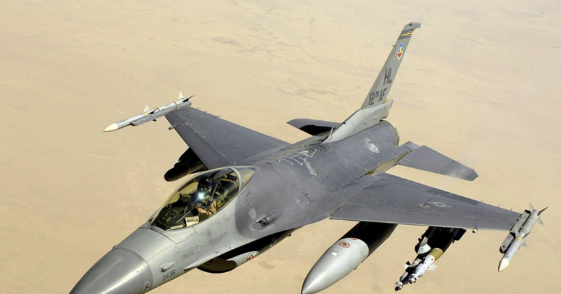 У США відповіли на звинувачення у затягуванні навчання українських пілотів на F-16
